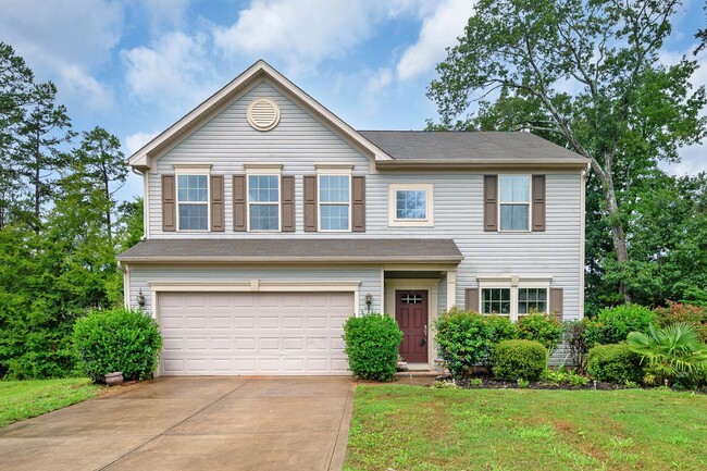 Building Photo - Spacious 4-Bedroom Home with Sunroom, Deck...