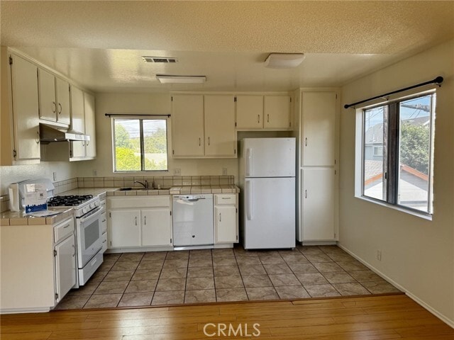 Photo - 920 N Alameda Ave