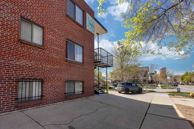 Photo - The Points at California 29