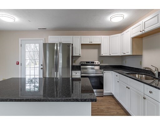 Photo - 1640 Bridge St Unidad 2nd Floor