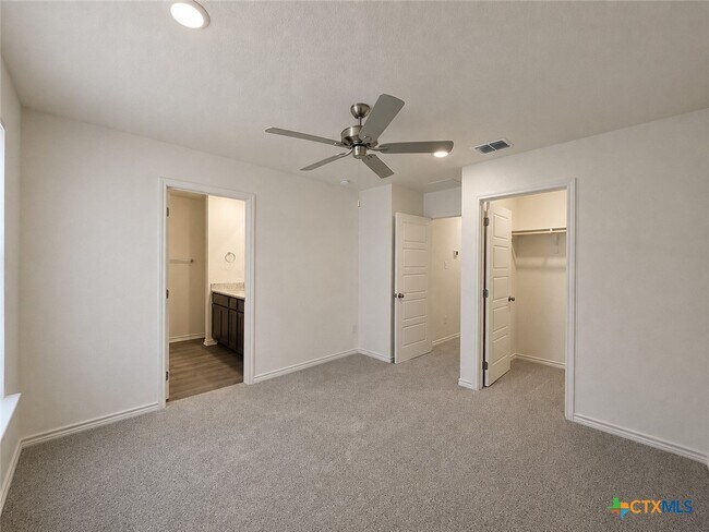Photo - 3809 American Elm Dr