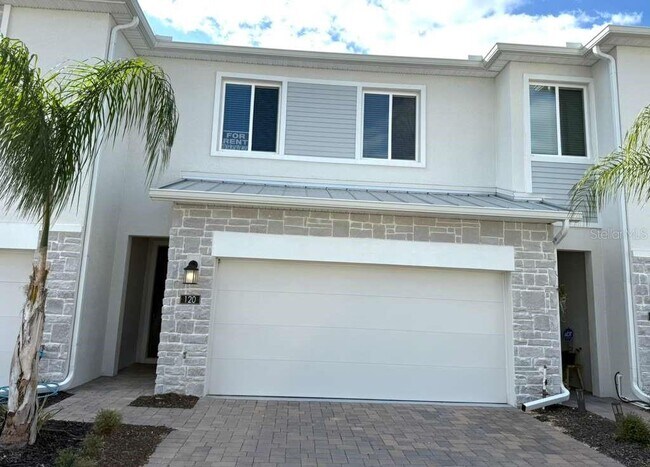 Building Photo - 120 Bogey Dr