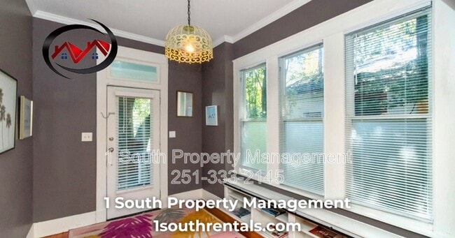 Photo - 250 Tuttle Ave