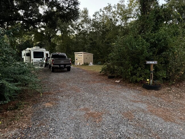 Photo - 11947 Woodland Ave