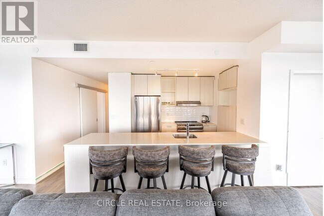 Photo - 2520 Eglinton Ave W Unité 1206