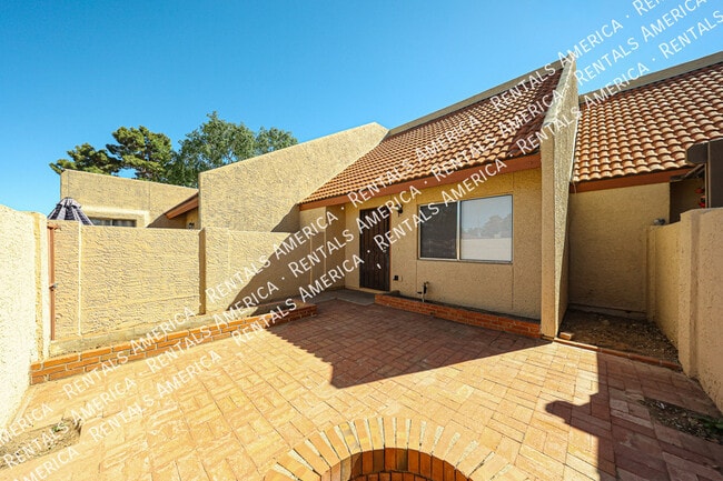 Photo - 4120 W Calavar Rd