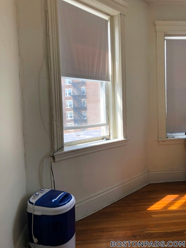 Photo - 1350 Commonwealth Ave Unidad 19