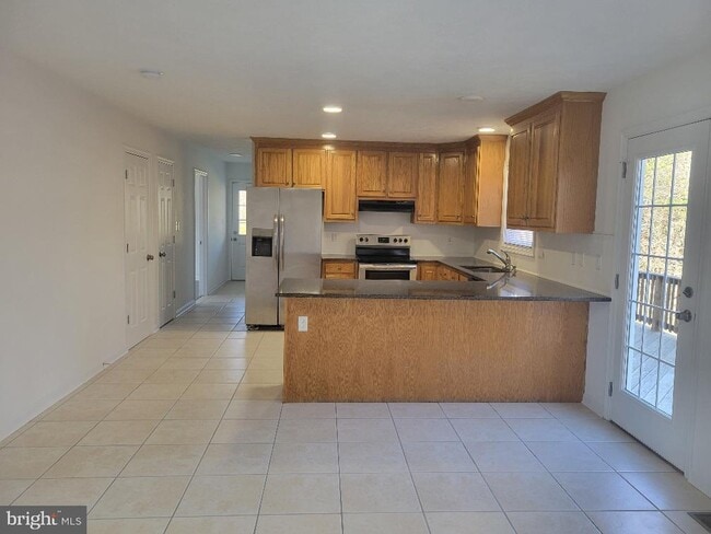 Photo - 25 Whaling Ln