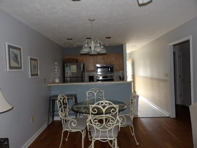 4266 Pinehurst Cir