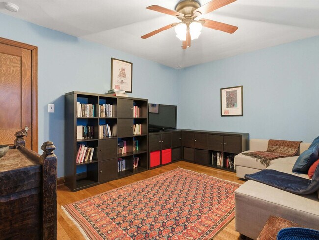 1616 D St NE Unit SI ID1633285P