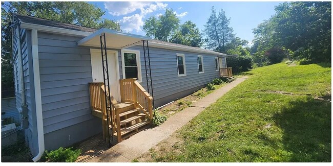 Photo - 223 Jefferson Ave