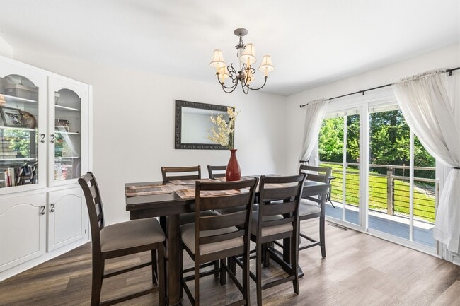 Photo - 1720 Ridge Hill Ln