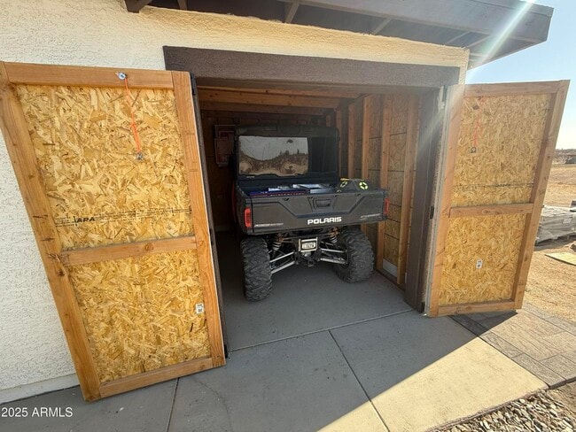 Photo - 726 S Johnson Rd