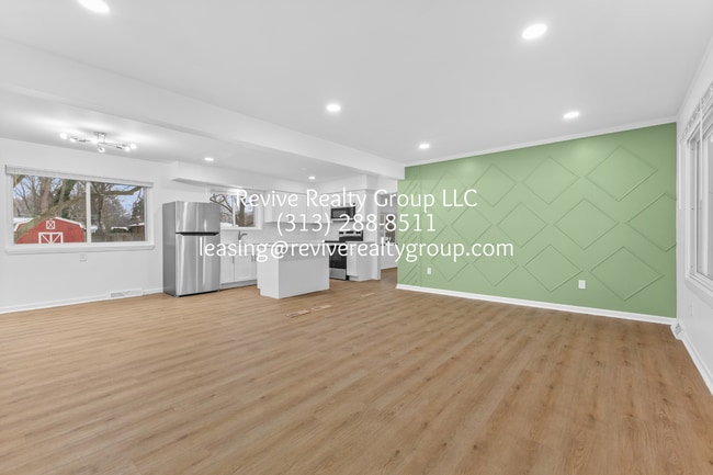 Photo - 5337 Botsford Ave