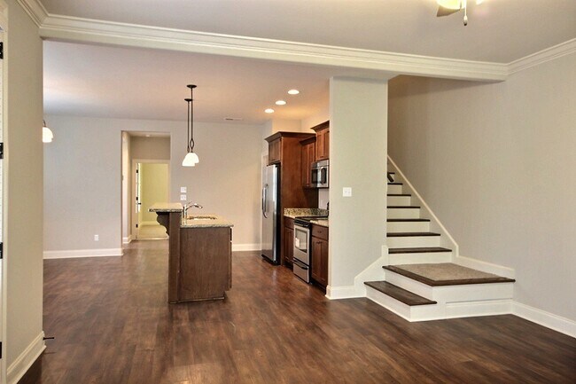 Photo - 214 E South St