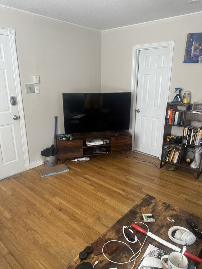 Photo - 508 E Broadway Condo