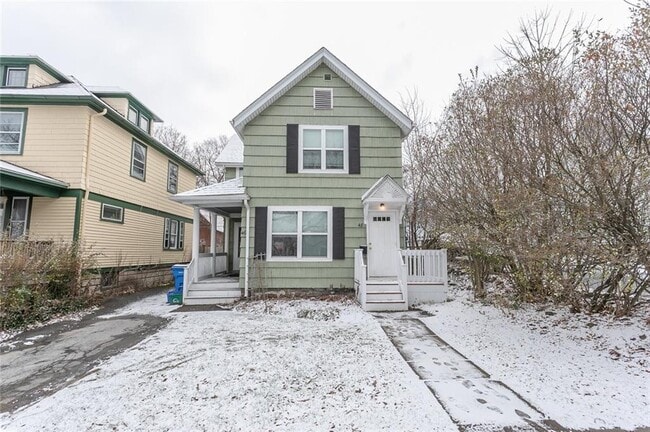 Photo - 46 Hartsen St Unit Lower