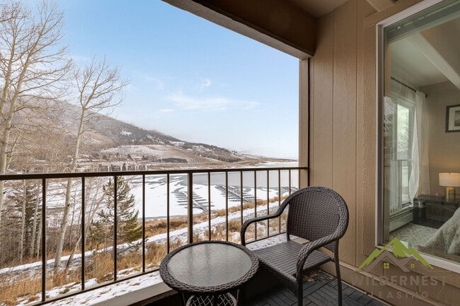 Building Photo - Amazing Views at this Fully Furnished Condo at the Lodge at Lake Dillon