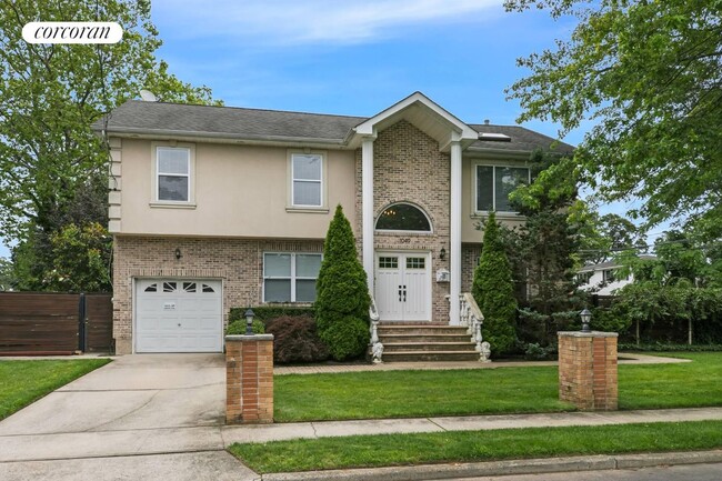 Photo - 1049 Owasco Rd Casa