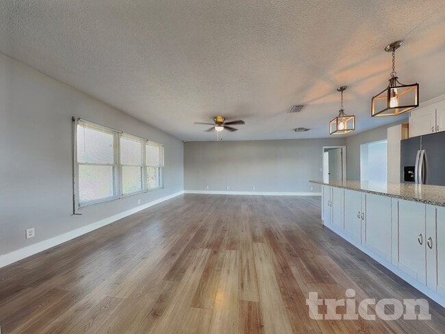 Photo - 3856 Lake Joyce Dr