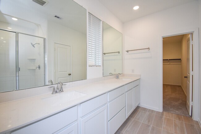 Building Photo - 6730 Iron Clover Dr Rental