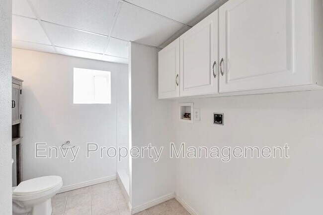 Photo - 1637 W 200 S St