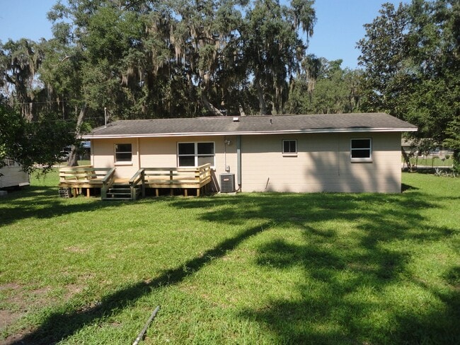 Photo - Nice 4 bedroom/2 Bathroom home