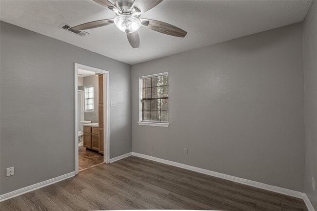 Photo - 2402 Sycamore Ave Unit A1