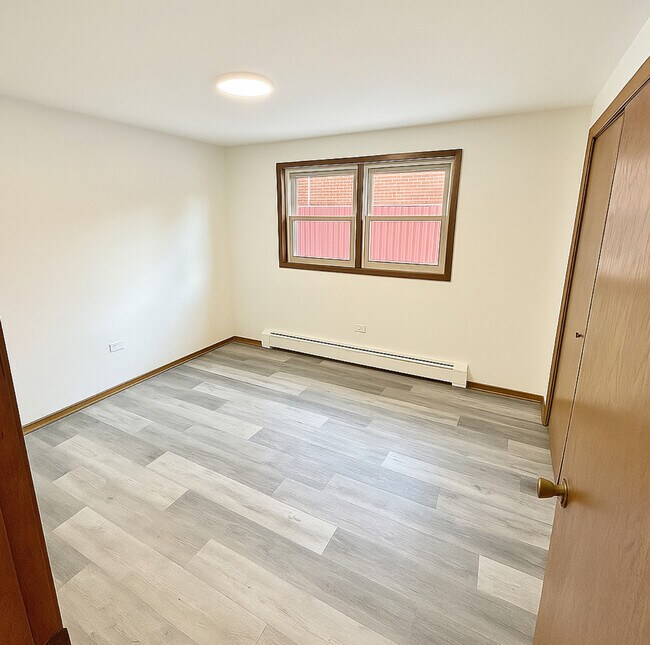 Photo - 2722 N 74th Ave