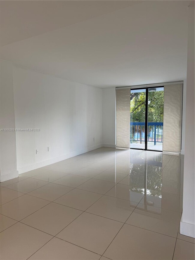 Photo - 9460 Fontainebleau Blvd Unit 331