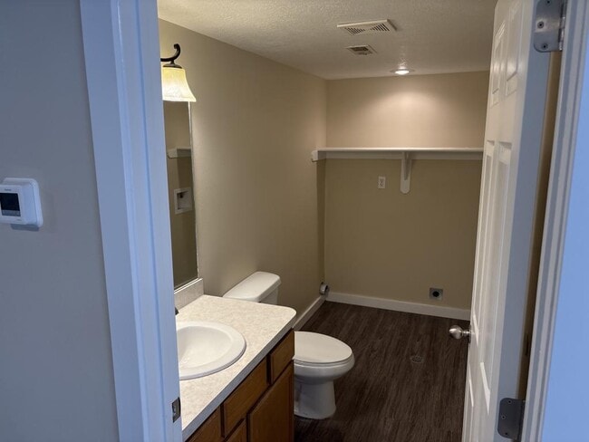 Photo - 1894 W 680 N