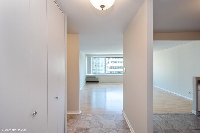 Photo - 211 E Ohio St Unit 2207