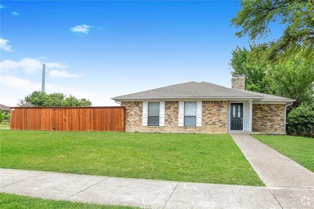 Building Photo - 5401 Edgewater Cir Rental