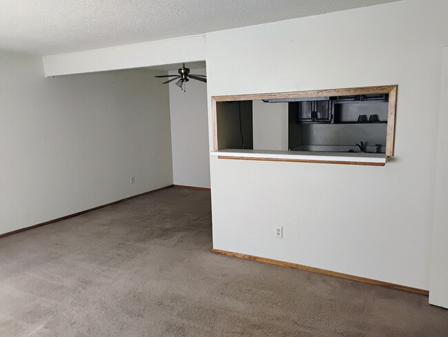 Photo - 2560 Ivy Hill Ln