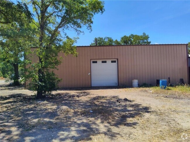 Building Photo - 19219 Hogeye Rd Unit A & B Rental