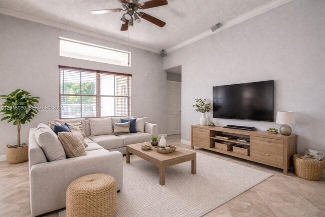Photo - 777 Tanglewood Cir