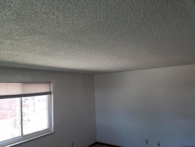 Photo - 1440 Kay St