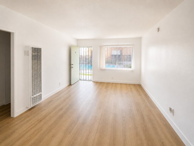 Photo - 803 Java Ave Inglewood, CA 90301