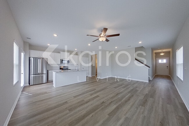 Photo - 895 Silent Barge Cv