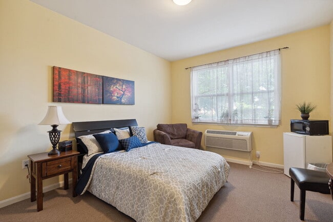 Photo - Ednor Apartments I