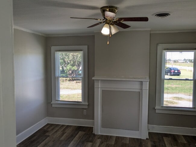 274 Winfall Blvd