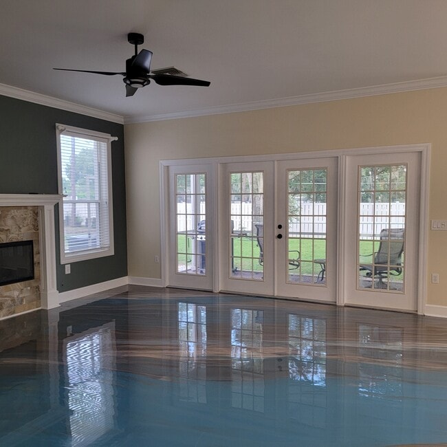 Photo - 1005 Misty Hollow Ln