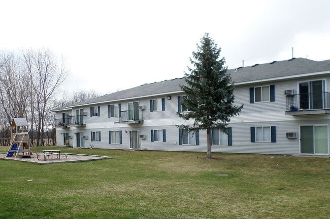 GRAY GABLES OF ALBERT LEA