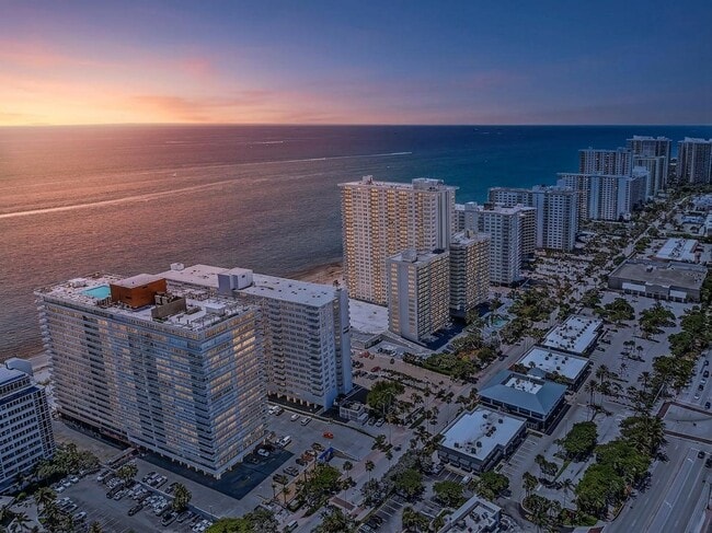 Building Photo - 4020 Galt Ocean Dr Unit 409