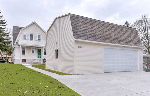 Photo - 3756 S Whitnall Ave