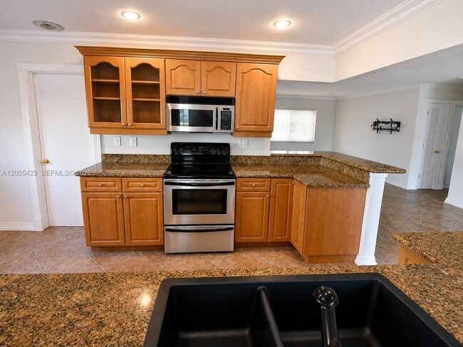 Photo - 1911 NW 37th St