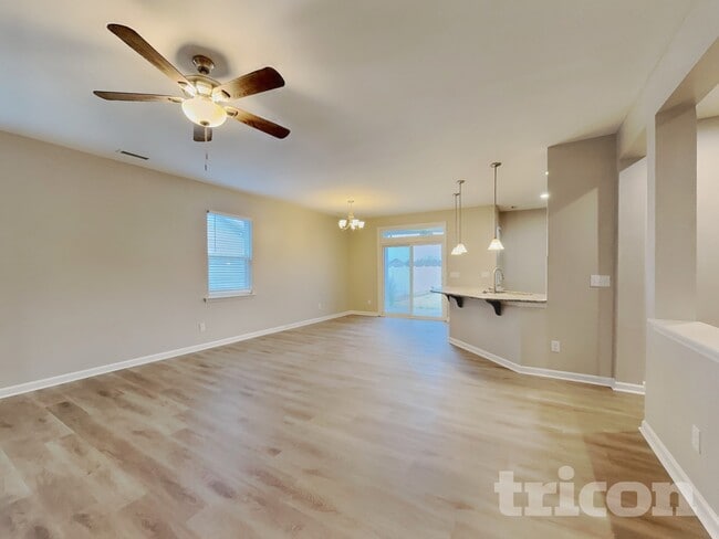 Photo - 932 Avondale Dr