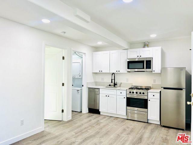 Photo - 604 E Chevy Chase Dr Unidad 1/4