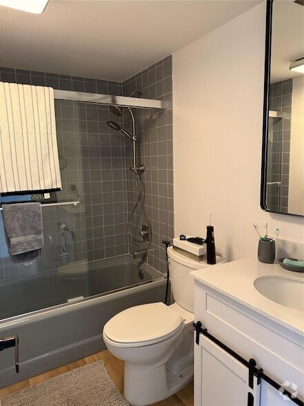 Building Photo - 3095 N Course Dr Unit 809 Rental
