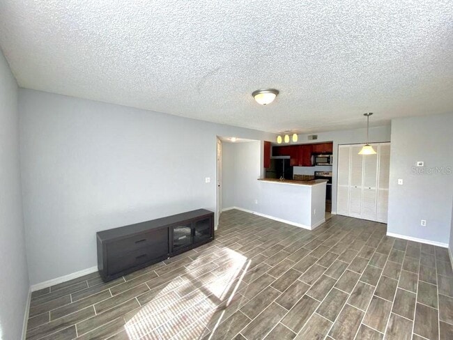 Photo - 5152 Conroy Rd Unit 1324